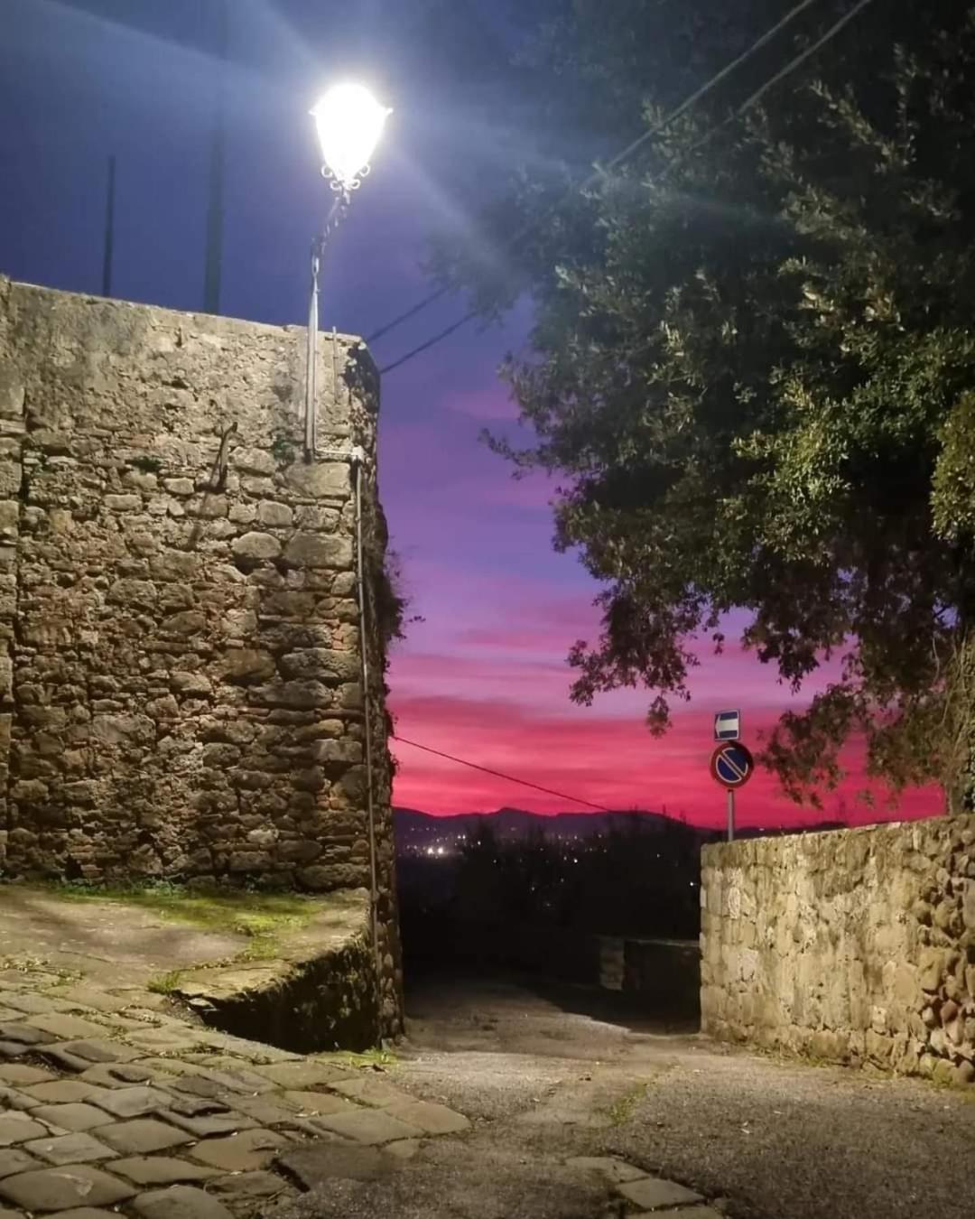 La Grotta San Michele Hotell Montevettolini Eksteriør bilde