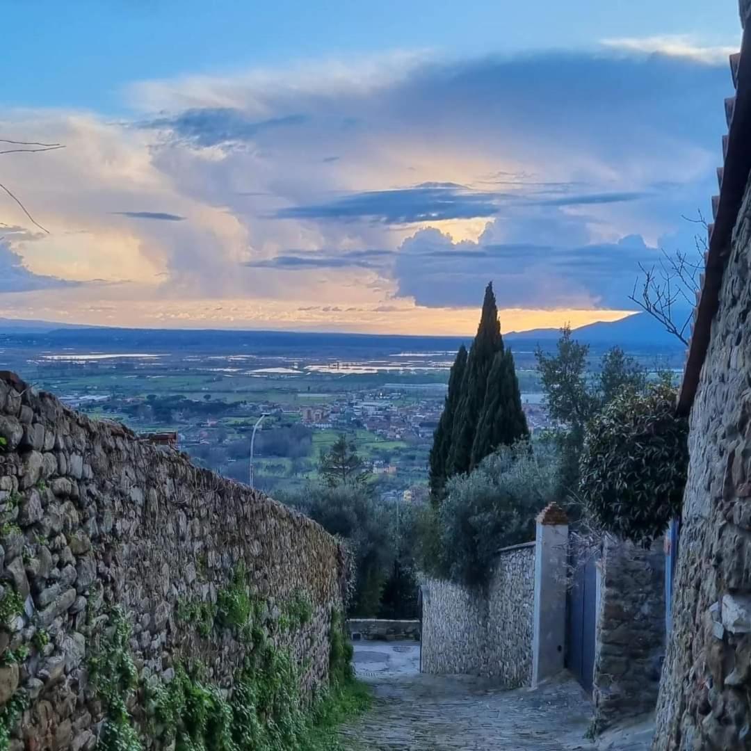 La Grotta San Michele Hotell Montevettolini Eksteriør bilde